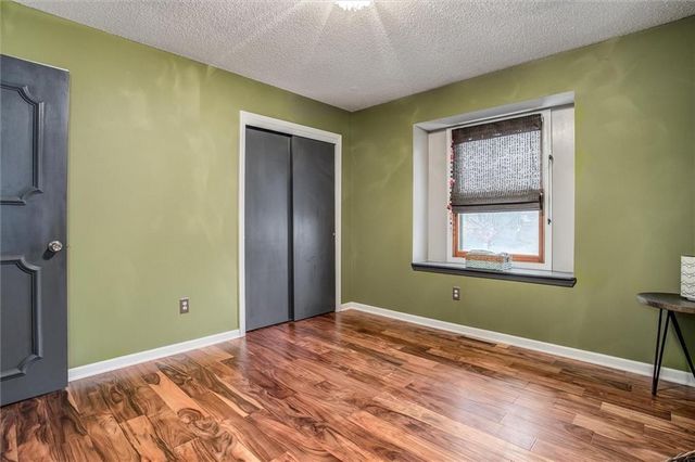 16505 E 52nd Street S, Independence, MO 64055