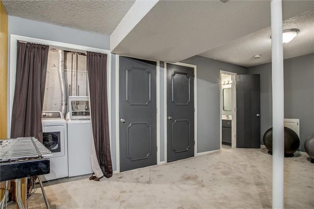 16505 E 52nd Street S, Independence, MO 64055