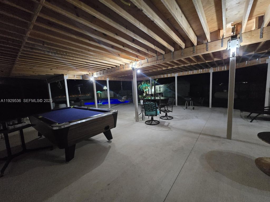 Image 8 of property listing at 16401 SW 292nd St., Homestead, FL 33033