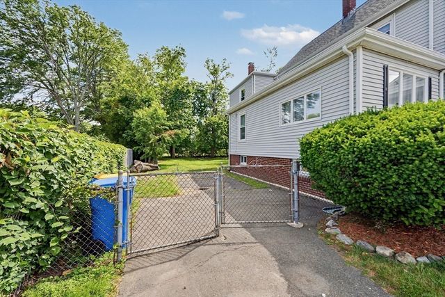 105 Ocean View St., Winthrop, MA 02152