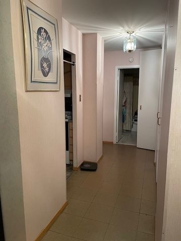 7141 N Kedzie Avenue 110, Chicago, IL 60645