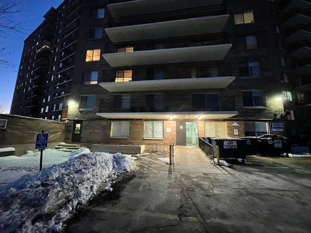 7141 N Kedzie Avenue 110, Chicago, IL 60645