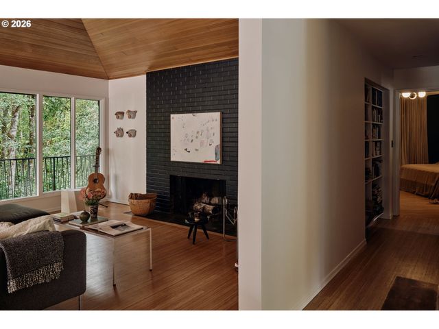 3062 Sw FAIRMOUNT Blvd, Portland, OR 97239