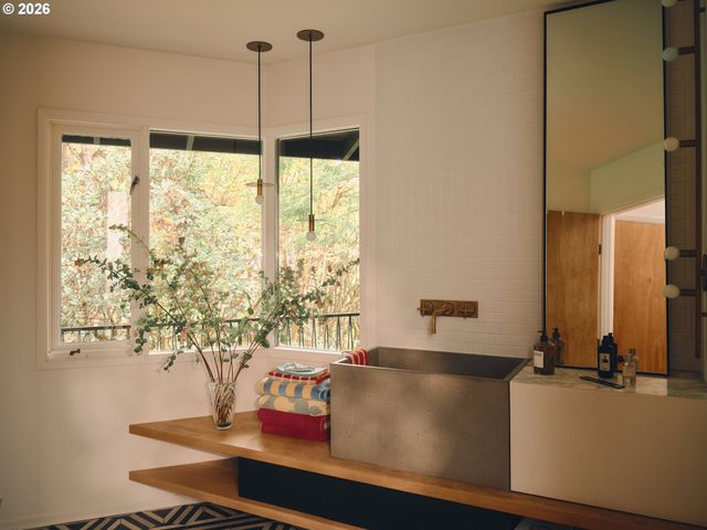 3062 Sw FAIRMOUNT Blvd, Portland, OR 97239