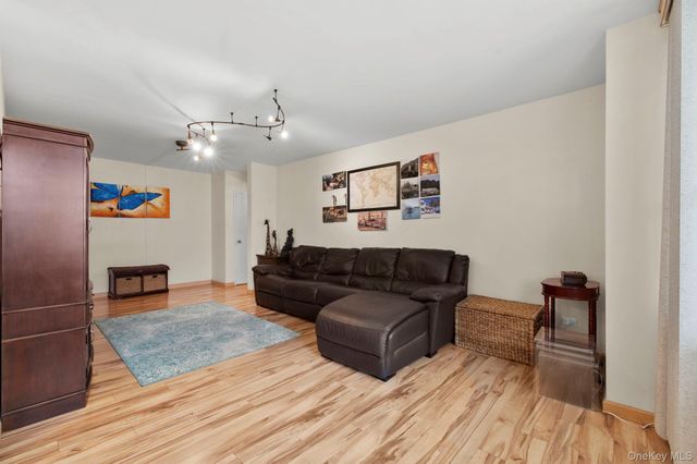 2940 W 5th Street 7C, Brooklyn, NY 11224
