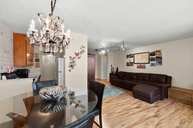 2940 W 5th Street 7C, Brooklyn, NY 11224