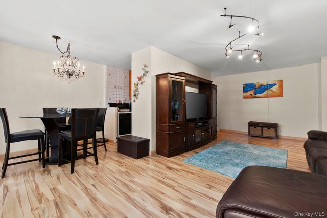 2940 W 5th Street 7C, Brooklyn, NY 11224
