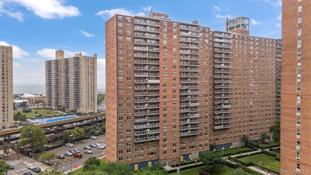 2940 W 5th Street 7C, Brooklyn, NY 11224