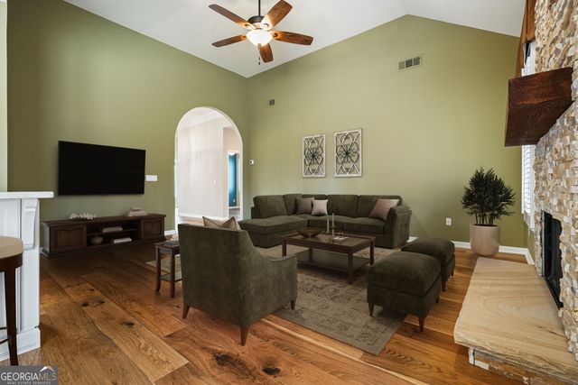 4095 Montgrove Glenn, Cumming, GA 30041