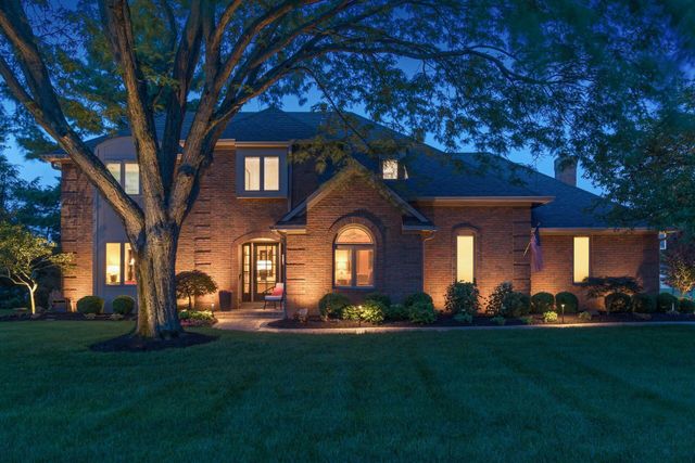 8602 Davington Drive, Dublin, OH 43017