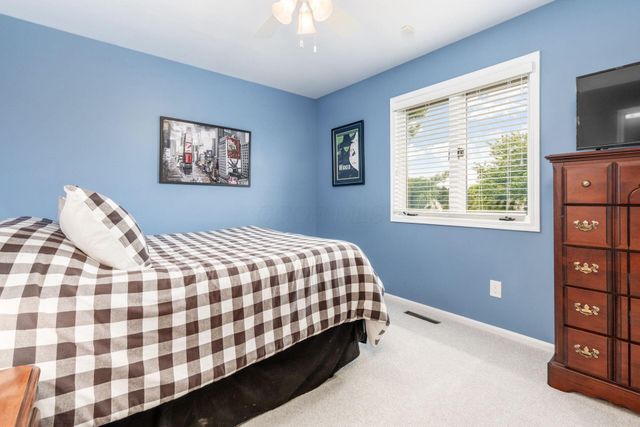 8602 Davington Drive, Dublin, OH 43017