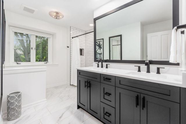 8602 Davington Drive, Dublin, OH 43017