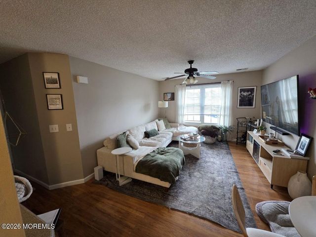 104 Des Moines Court, Tinton Falls, NJ 07712