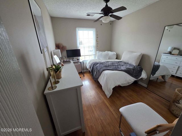 104 Des Moines Court, Tinton Falls, NJ 07712