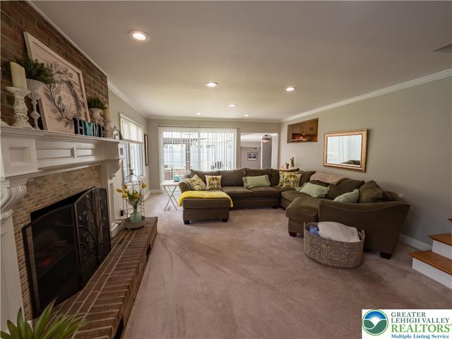 2087 Hopewell Road, Bethlehem City, PA 18017