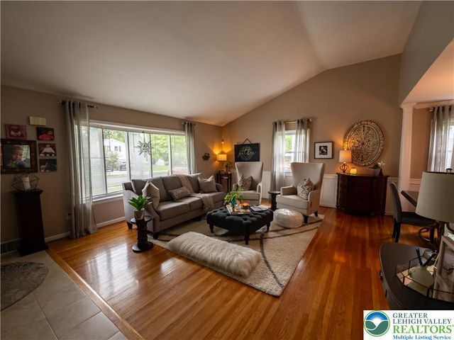 2087 Hopewell Road, Bethlehem City, PA 18017