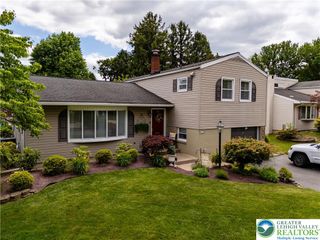 2087 Hopewell Road, Bethlehem City, PA 18017