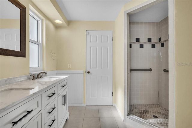 217 E TARPON BOULEVARD NW, Port Charlotte, FL 33952