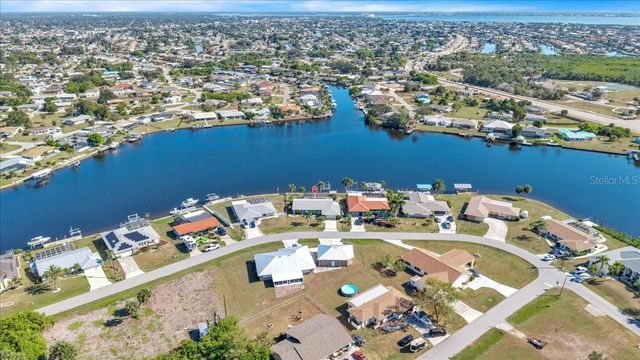 217 E TARPON BOULEVARD NW, Port Charlotte, FL 33952