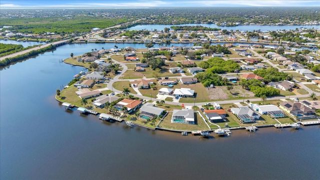 217 E TARPON BOULEVARD NW, Port Charlotte, FL 33952