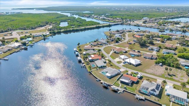 217 E TARPON BOULEVARD NW, Port Charlotte, FL 33952