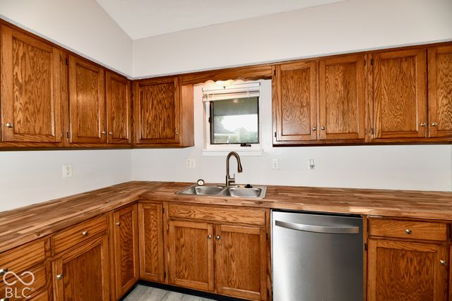 710 Sunglow Circle, Indianapolis, IN 46231
