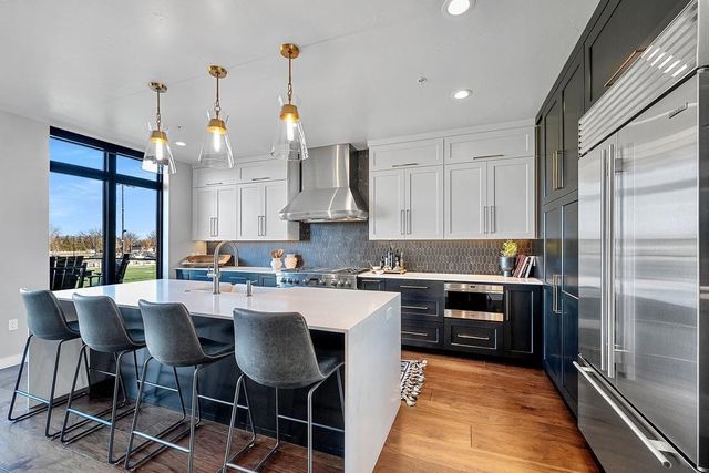 1108 BROOKWOOD DRIVE, Green Bay, WI 54304