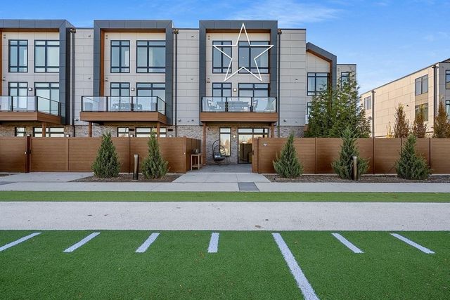 1108 BROOKWOOD DRIVE, Green Bay, WI 54304