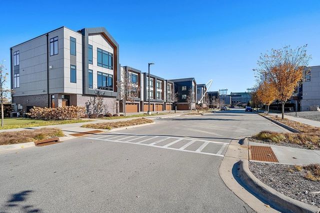 1108 BROOKWOOD DRIVE, Green Bay, WI 54304