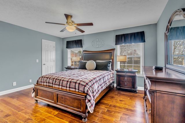 115 Irish Oaks Dr, Portland, TN 37148