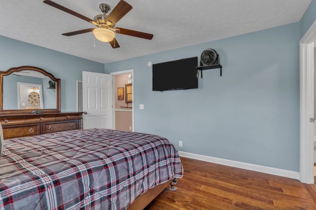 115 Irish Oaks Dr, Portland, TN 37148