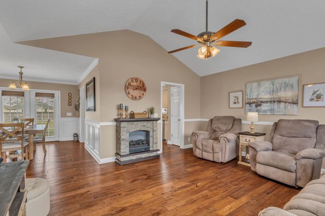 115 Irish Oaks Dr, Portland, TN 37148