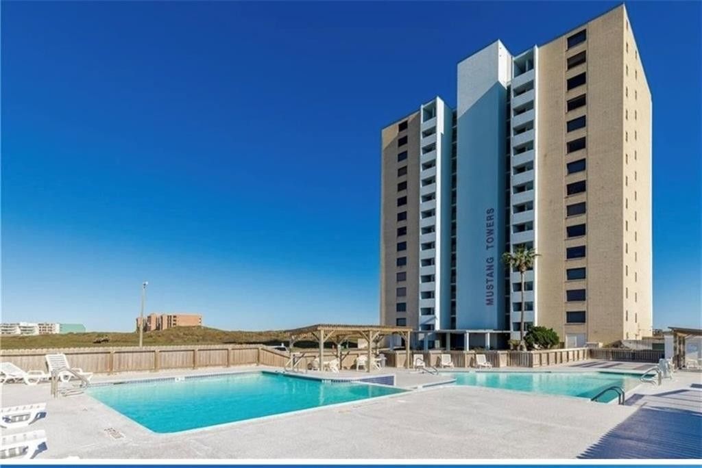 6109 State Highway 361 104, Port Aransas, TX 78373