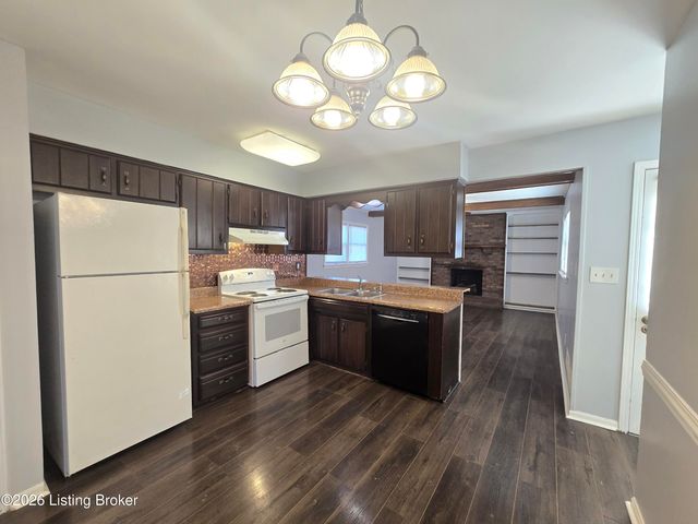 9313 Le Beau Ct, Louisville, KY 40299