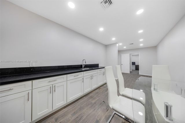 2450 NW 151st St, Opa-locka, FL 33054