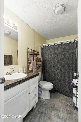 6097 Dutch Elm Drive, Joplin, MO 64804