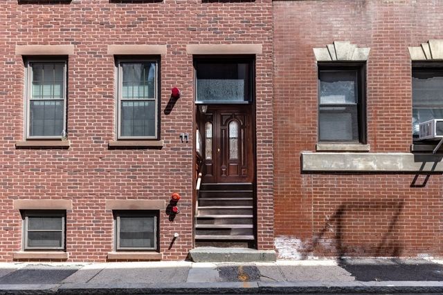 11 Wiget Street 1, Boston, MA 02113