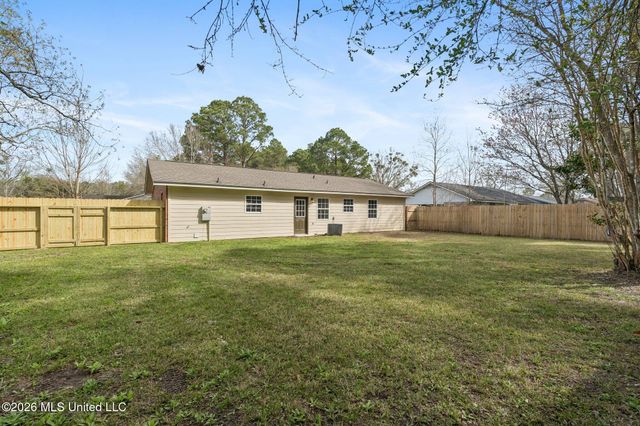 2217 Briargate Drive, Gautier, MS 39553