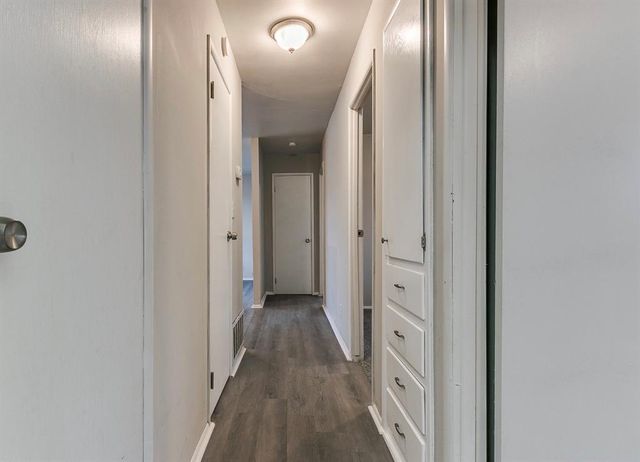 912 NW 24th Street, Moore, OK 73160