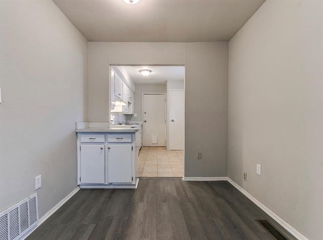 912 NW 24th Street, Moore, OK 73160