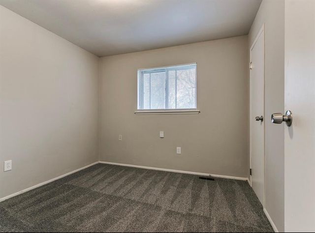 912 NW 24th Street, Moore, OK 73160