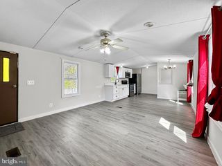 7800 TAYLOE DR #13, Manassas, VA 20112