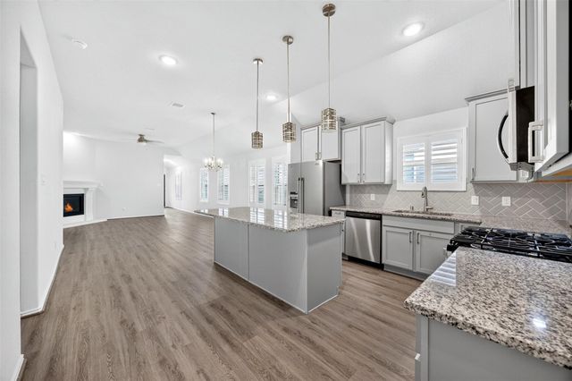 4419 Waterside Cove Lane, Houston, TX 77053