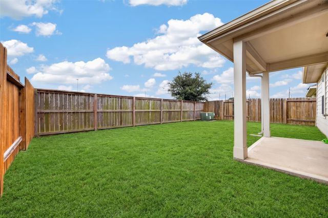 4419 Waterside Cove Lane, Houston, TX 77053