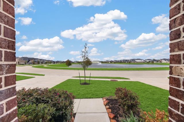 4419 Waterside Cove Lane, Houston, TX 77053
