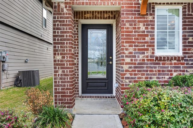 4419 Waterside Cove Lane, Houston, TX 77053