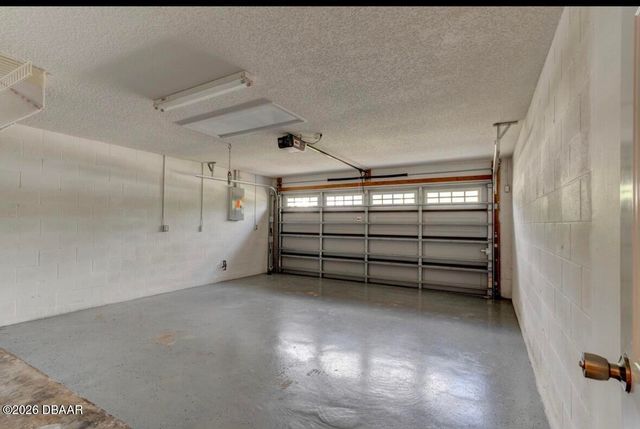 23 Zoeller Court, Palm Coast, FL 32164