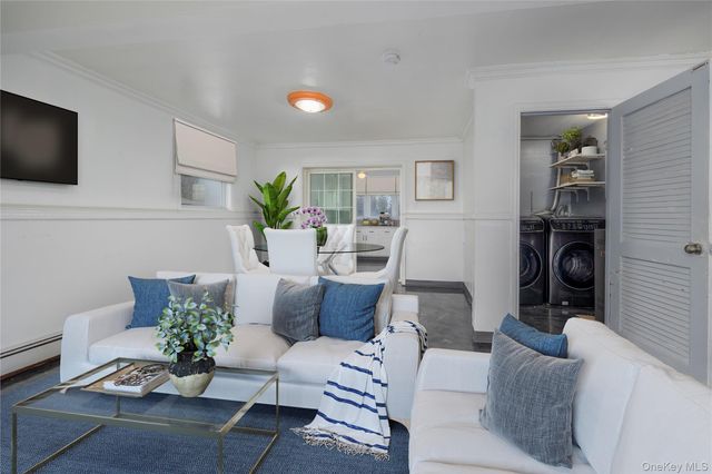 21 Amarillo Drive, Nanuet, NY 10954