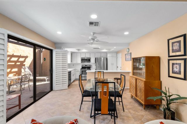4890 N Winners Circle B, Palm Springs, CA 92264