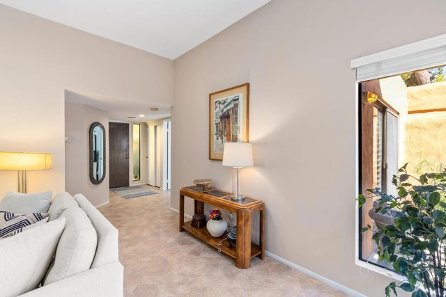 4890 N Winners Circle B, Palm Springs, CA 92264